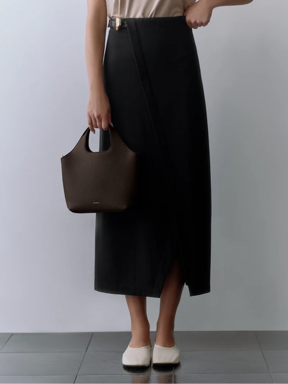 Cuyana Dark Olive Mini System Tote Bag + Crossbody Strap - Picture 9 of 9